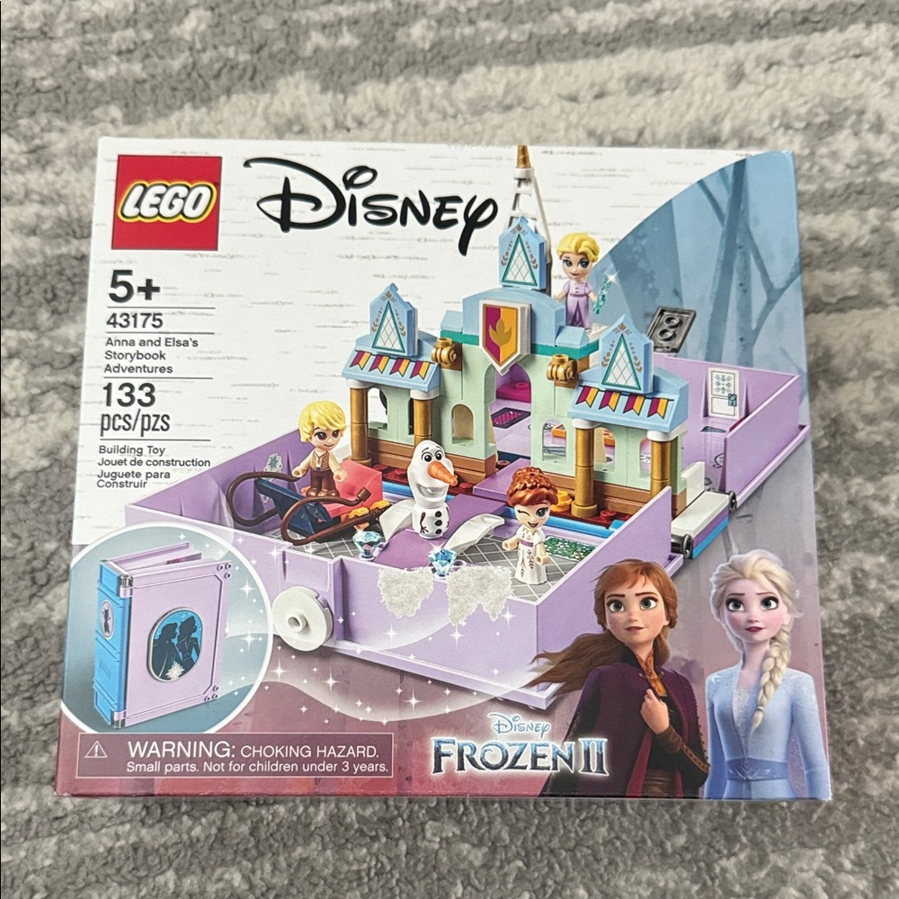 LEGO Disney Frozen II Anna and Elsa Storybook Adventures - Purple Playset